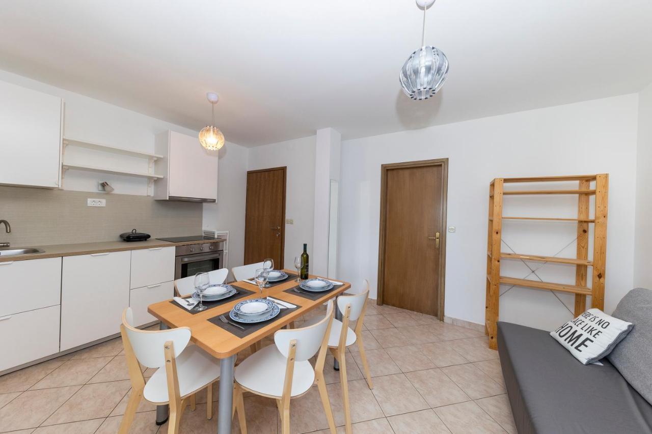 Apartmani Maestral Dobropoljana Kültér fotó