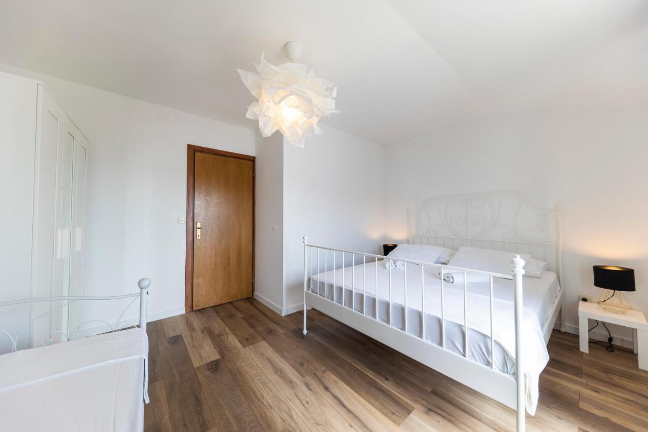 Apartmani Maestral Dobropoljana Kültér fotó